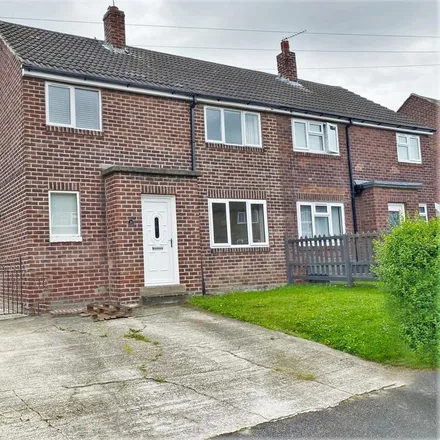Rent this 3 bed duplex on Embleton Road in Methley Junction, United Kingdom