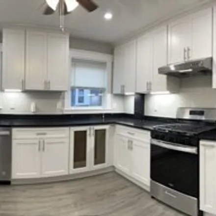 Rent this 3 bed apartment on 9 Willis Street in Boston, MA 02125