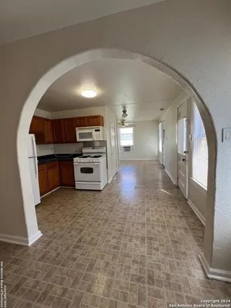 Image 9 - 251 East Lullwood Avenue, San Antonio, TX 78212, USA - Apartment for rent