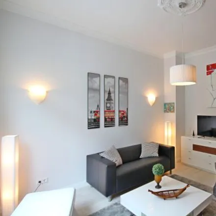 Rent this 2 bed apartment on Kriegkstraße 33 in 60326 Frankfurt, Germany