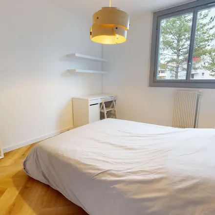 Rent this 4 bed apartment on 169 Rue de l'École Républicaine in 34070 Montpellier, France