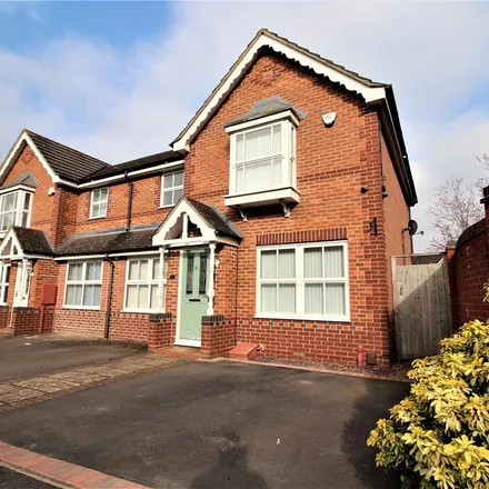Rent this 3 bed apartment on Hornbeam Close in Oadby, LE2 4EQ