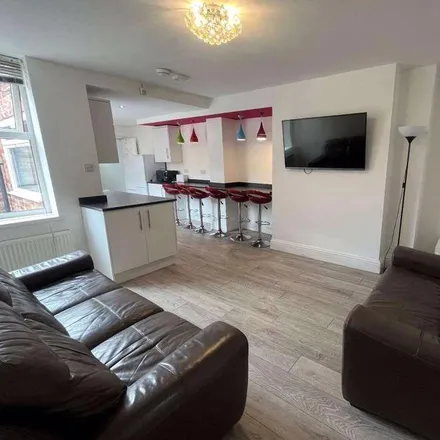 Image 2 - Tavistock Road, Newcastle upon Tyne, NE2 3JA, United Kingdom - Apartment for rent