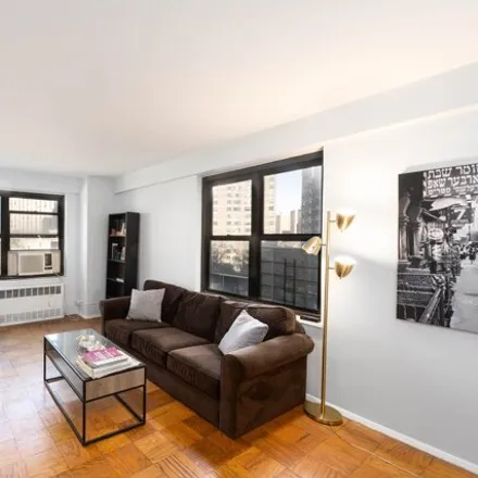 Rent this studio apartment on 268 East Broadway in New York, NY 10002