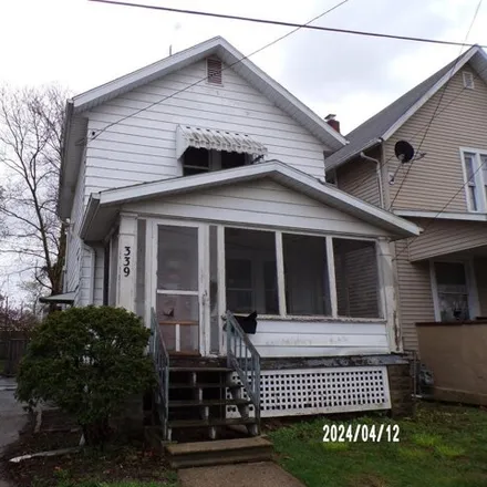 Buy this 3 bed house on 371 St Anns Street in Fremont, OH 43420