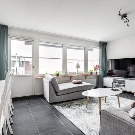 Rent this 4 bed apartment on Brunnsberga förskola in Gustavslundsvägen, 256 55 Helsingborg