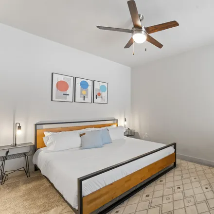 Image 4 - 1120 Reinli Street, Austin, TX 78723, USA - Apartment for rent