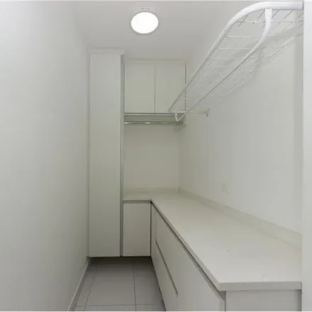 Buy this 3 bed apartment on Avenida Bosque da Saúde 609 in Chácara Inglesa, São Paulo - SP