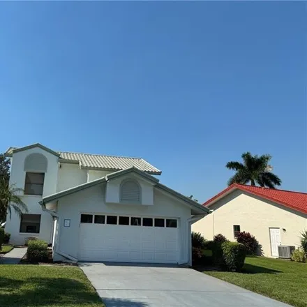Buy this 2 bed house on Cross Creek Golf & Country Club in 13050 Cross Creek Boulevard, Fort Myers