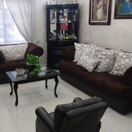 Buy this 5 bed house on Avenida 1 Poniente in Iztapalapa, 09209 Mexico City