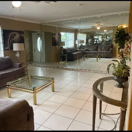 Image 6 - 3362 Northwest 40th Street, Lauderdale Lakes, FL 33309, USA - Apartment for rent