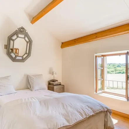 Rent this 3 bed house on 47500 Sauveterre-la-Lémance