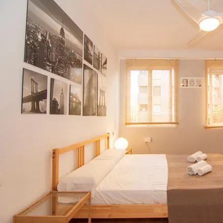 Rent this 3 bed room on Avinguda de Suècia in 46021 Valencia, Spain