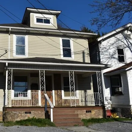 Buy this 3 bed house on 123 Balsam Street in Bluefield, WV 24701