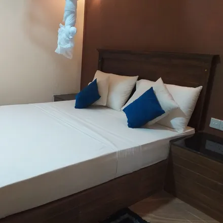 Rent this 4 bed house on Sigiriya 21120