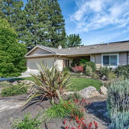 Buy this 3 bed house on 2662 Bridle Lane in Walnut Creek, CA 94596