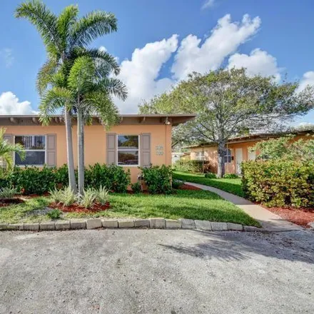 Rent this 2 bed duplex on 706 Southeast 4th Avenue in Delray Beach, FL 33483