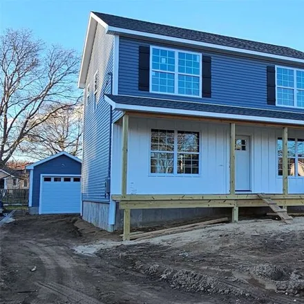 Image 3 - 31 West 1st Street, Brookhaven, Village of Patchogue, NY 11772, USA - House for sale