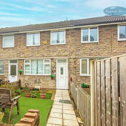 Buy this 3 bed townhouse on Bankfield Road in Sheffield, S6 4RD