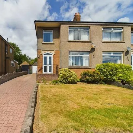 Buy this 3 bed duplex on Brynteg in Cardiff, CF14 6TT