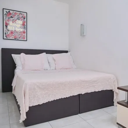 Rent this 2 bed house on 21312 Općina Podstrana