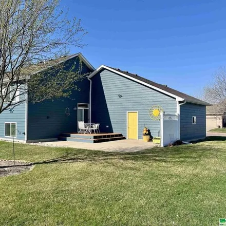 Image 4 - 1238 R Jones Trail, Elk Point, SD 57025, USA - House for sale