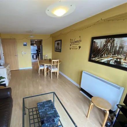 Rent this 2 bed apartment on Tsuki in 58-60 West Street, Cathedral
