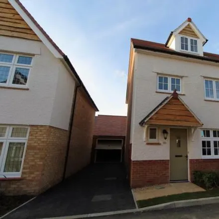 Rent this 4 bed townhouse on Parker Drive in Basildon, SS16 5LG