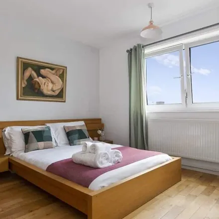 Rent this 2 bed apartment on London in SE1 3DL, United Kingdom