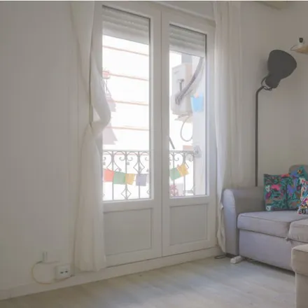 Rent this 2 bed apartment on Rastro Market in Calle Ribera de Curtidores, 28005 Madrid