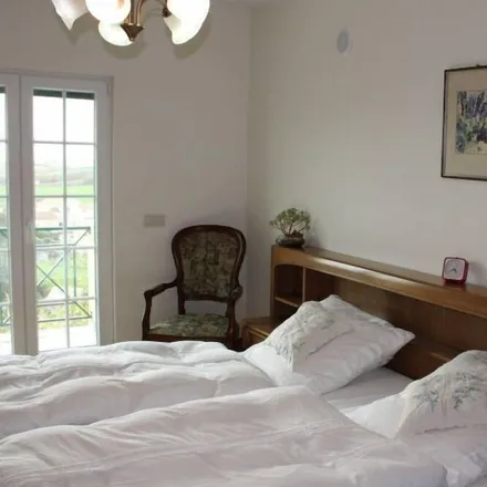 Rent this 4 bed house on 2560-101 Distrito da Guarda