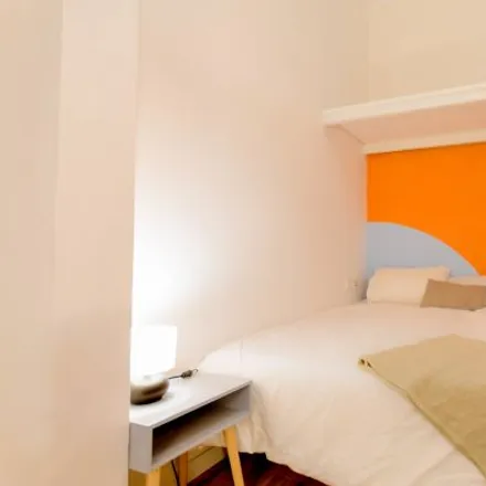 Image 1 - Serras Hotel Barcelona, Passeig de Colom, 9, 08001 Barcelona, Spain - Room for rent