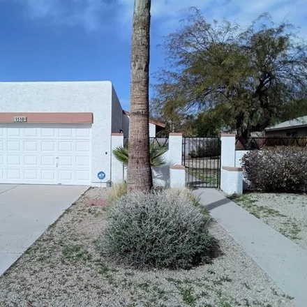 Rent this 2 bed house on 1510 East Wescott Drive in Phoenix, AZ 85024