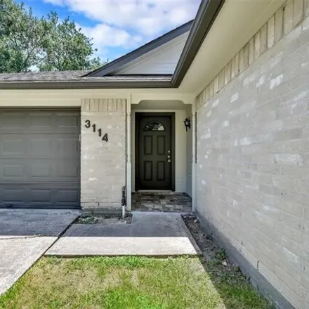 Image 2 - 3162 Cliff Swallow Court, Harris County, TX 77373, USA - House for rent