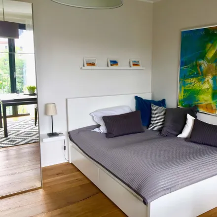 Rent this 1 bed apartment on Elkenbachstraße 58 in 60316 Frankfurt, Germany