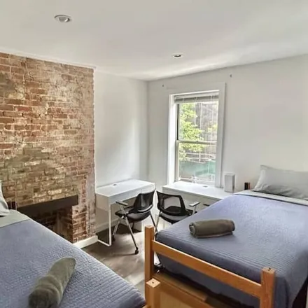 Rent this 3 bed apartment on Hoboken