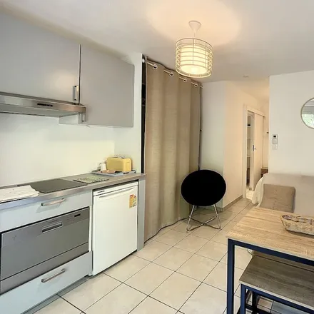 Rent this studio apartment on Lamalou-les-Bains in Avenue de Capus, 34240 Lamalou-les-Bains
