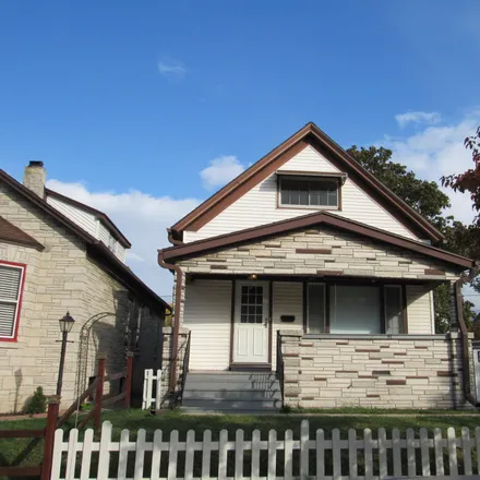 Buy this 4 bed house on 2152 South Allis Street in Milwaukee, WI 53207