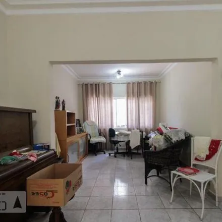 Buy this 2 bed house on Rua Odorico Mendes in Cambuci, São Paulo - SP