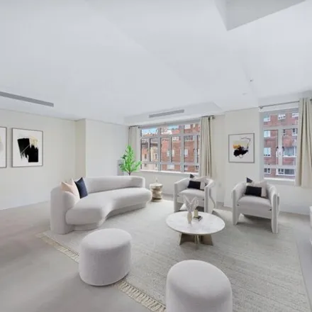 Image 5 - 18 East 62nd Street, New York, NY 10065, USA - House for sale