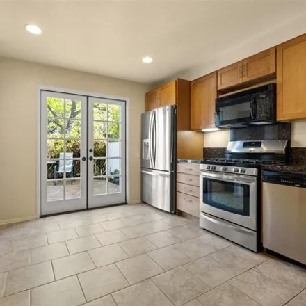 Image 5 - 3755 Greggory Way, Vista Del Monte, Santa Barbara, CA 93105, USA - Townhouse for rent