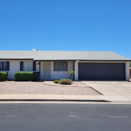 Buy this 3 bed house on 2827 E Covina St in Mesa, Arizona