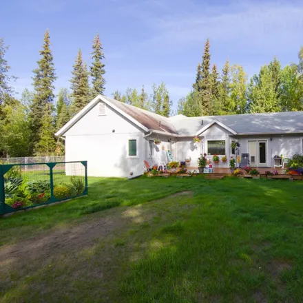 Image 2 - 2070 Otter Drive, Fairbanks North Star, AK 99705, USA - House for sale