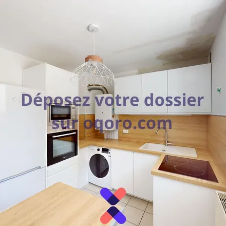Image 8 - 11 Rue Henri Dunant, 38100 Grenoble, France - Apartment for rent