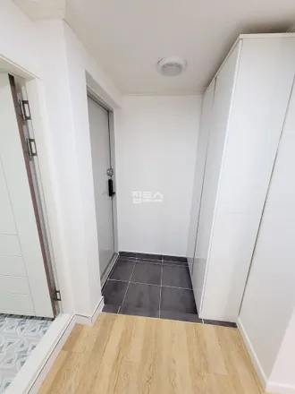 Image 5 - 서울특별시 중랑구 면목동 583-47 - Apartment for rent