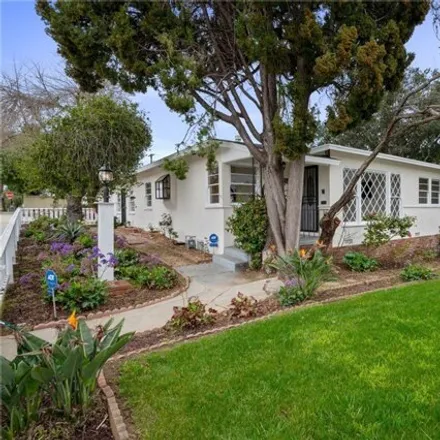 Rent this 3 bed house on 1568 East Palm Avenue in El Segundo, CA 90245