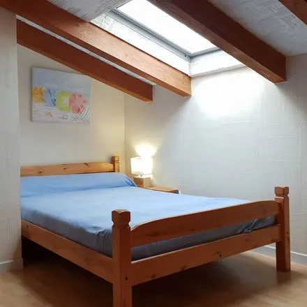 Rent this 3 bed townhouse on 11210 Port-la-Nouvelle