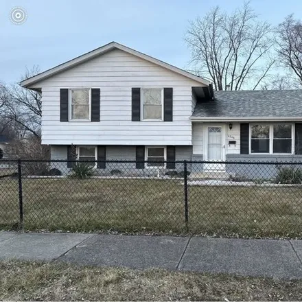 Buy this 5 bed house on 4392 Arlington Drive in Richton Park, Rich Township