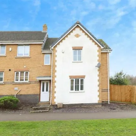 Buy this 3 bed house on Windsor Road in Rushden, NN10 0BB