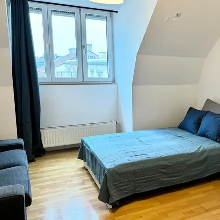 Rent this 2 bed room on Kindergarten Oelweingasse in Oelweingasse, 1150 Vienna